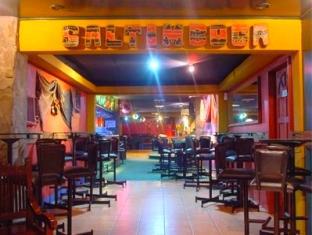 Saltimboca Tourist In Hotell Bacolod Exteriör bild
